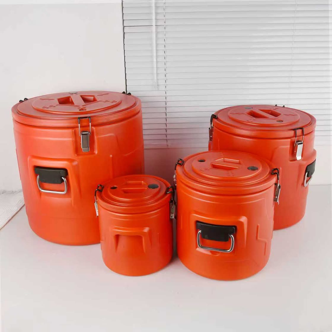 Insulated Food Barrels 4 Sizes | Hot & Cold Food Warmer Zimbabwe